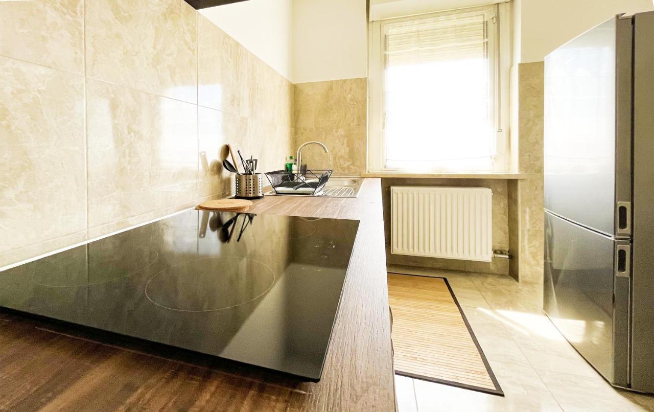 Suitesflores - Bright And Cozy Apartment In Verona Exterior foto